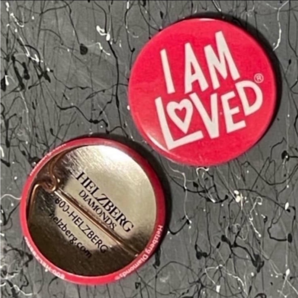 Helzberg Diamonds Red 'I Am Loved' pin